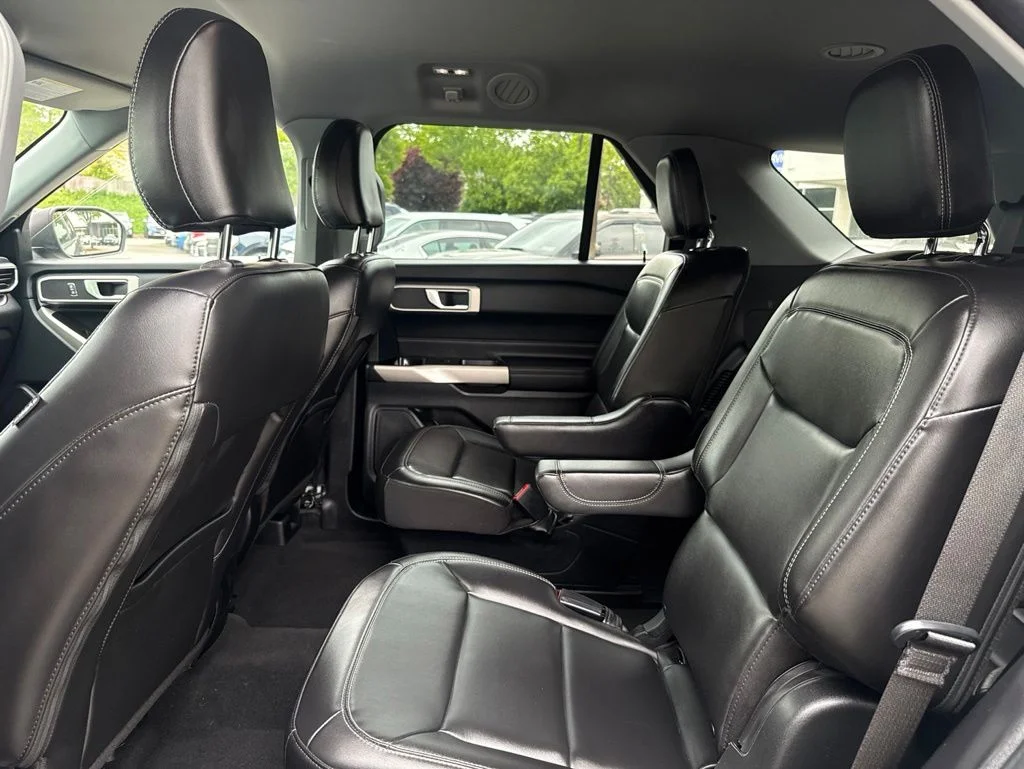 Used 2022 Gray Ford XLT image 23