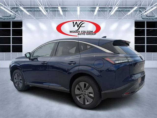 Used 2025 Blue Nissan SL image 5