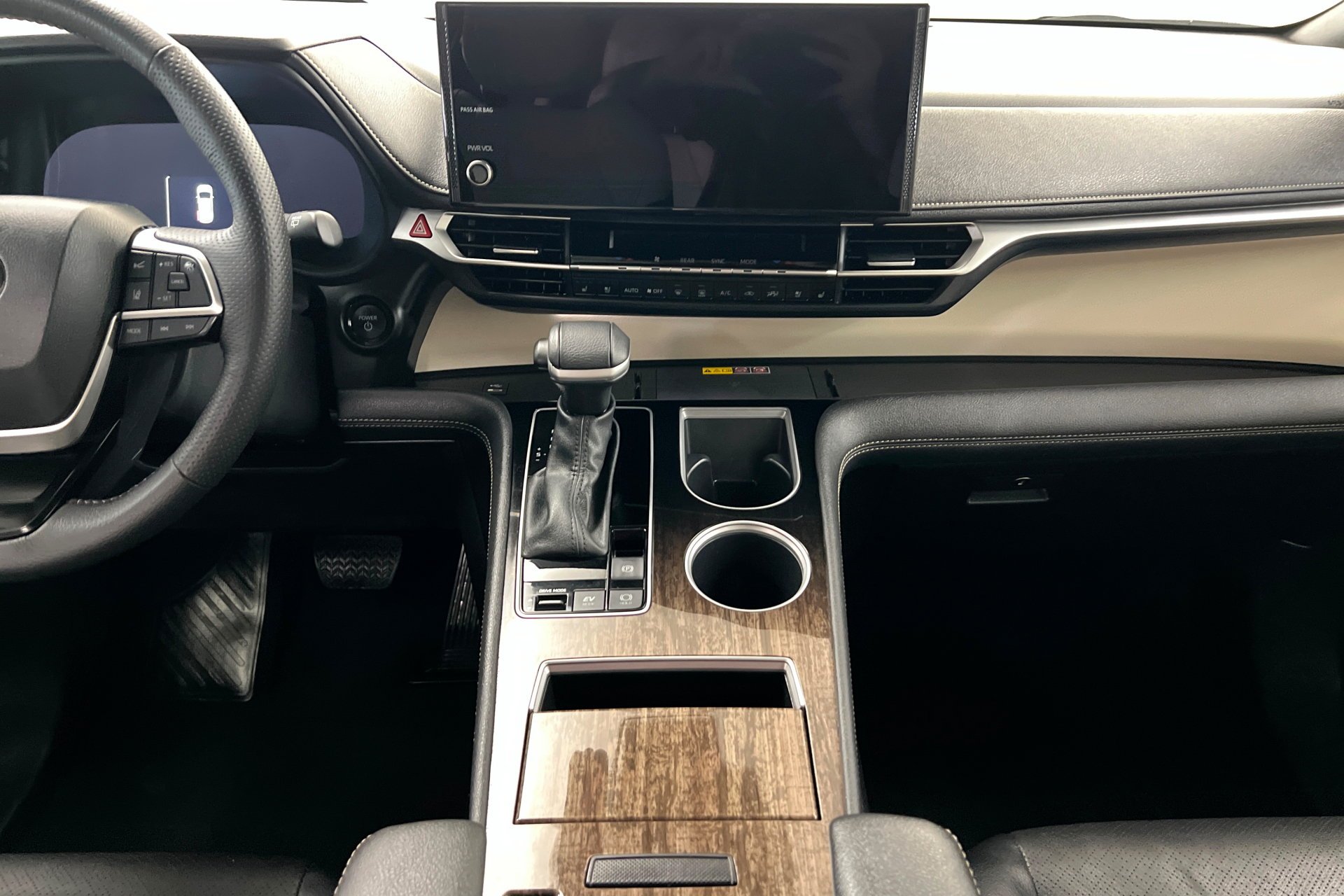 Used 2026 Gray Toyota Platinum image 14