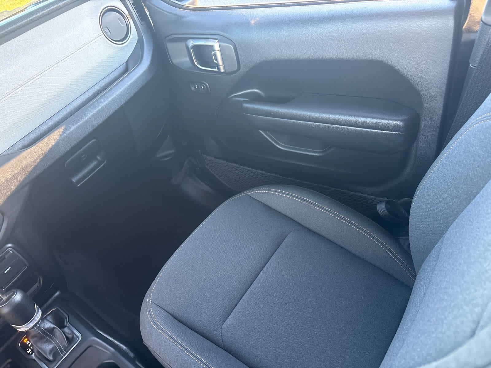 2025 Jeep Gladiator Sport S - Photo 16