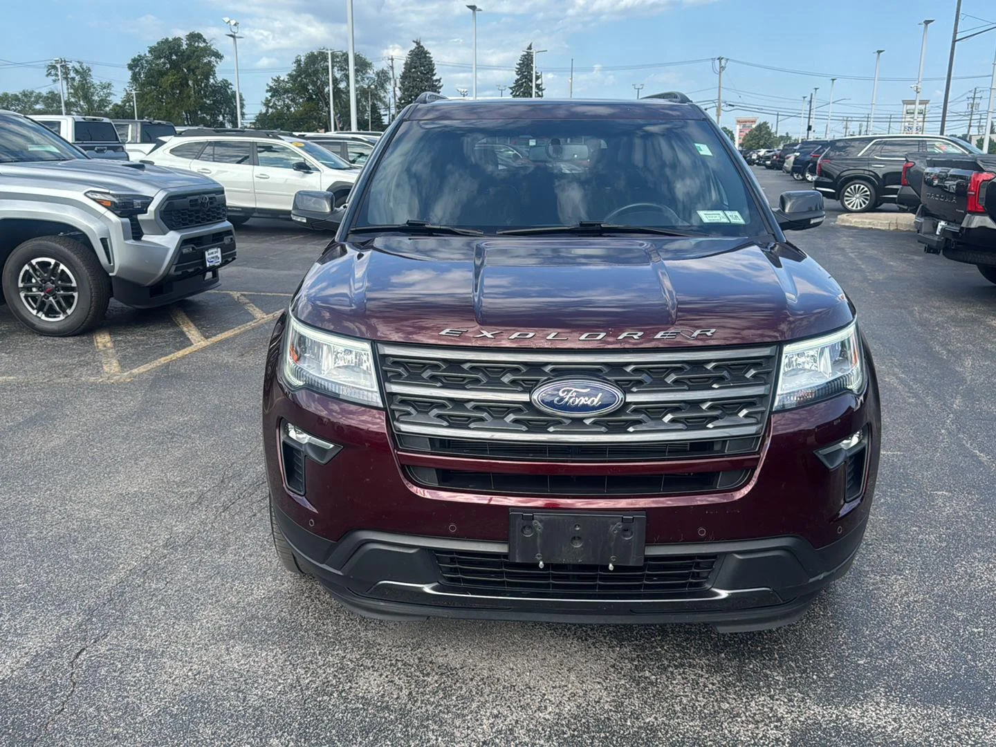 Used 2019 Burgundy Velvet Metallic Tinted Clearcoat Ford XLT image 2
