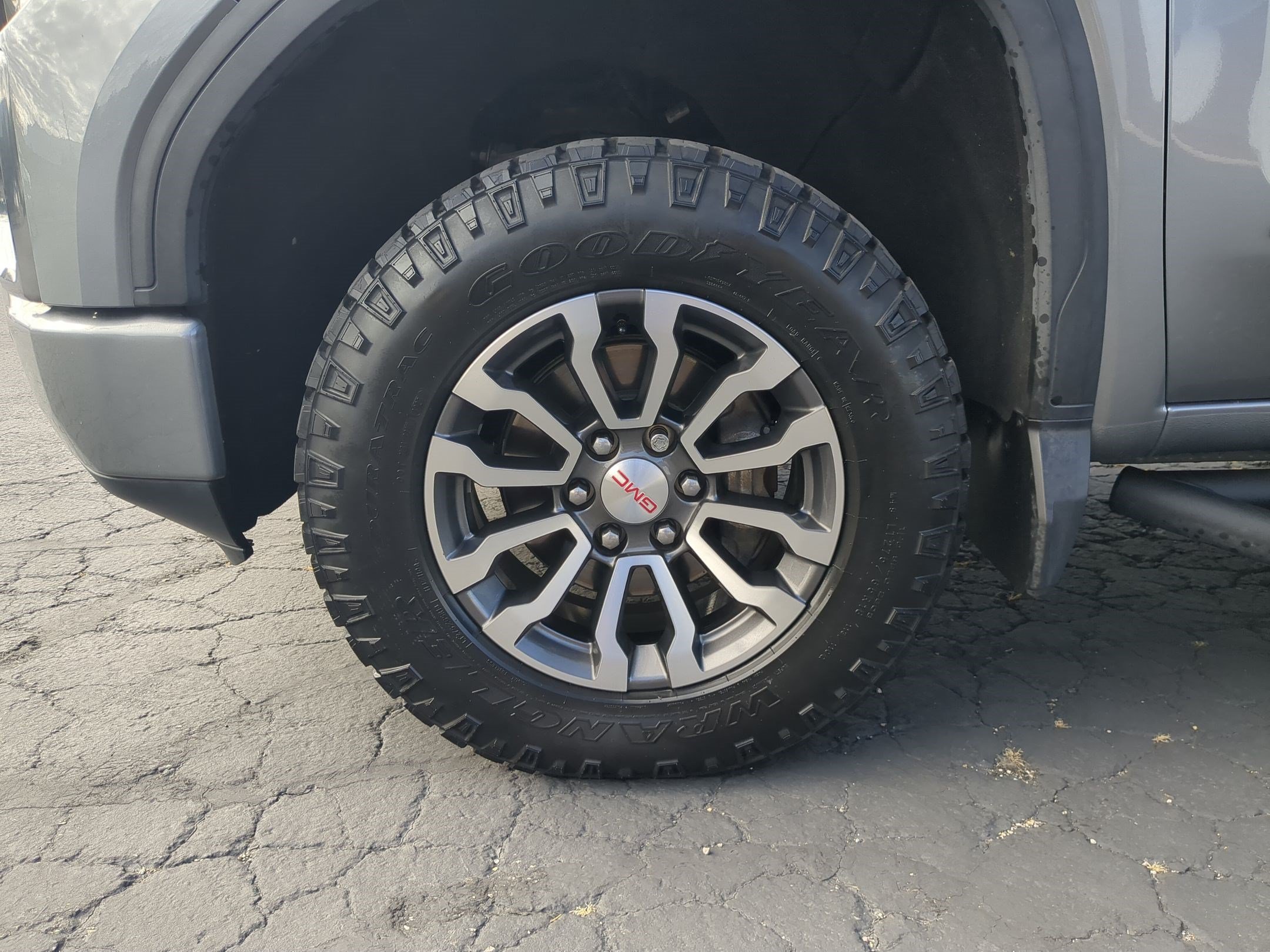 Used 2020 Satin Steel Metallic GMC AT4 image 11