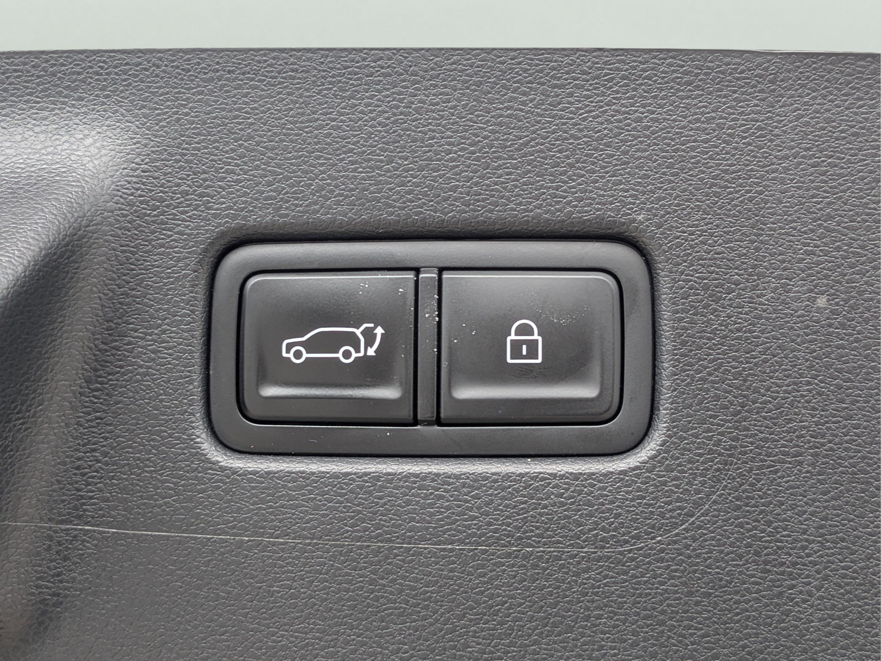 2024 Hyundai Santa Fe SE - Photo 11