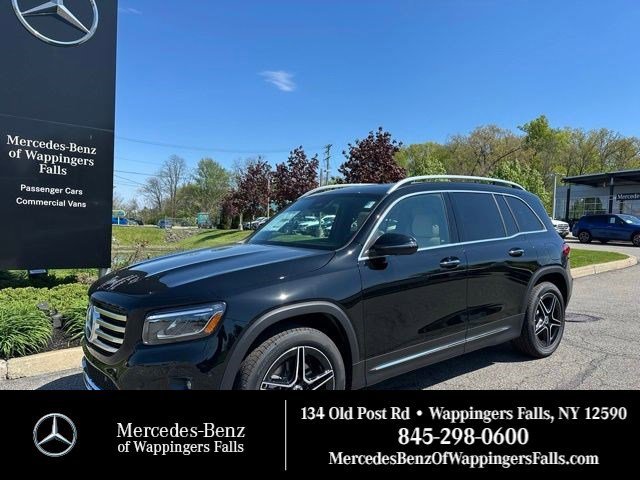 New 2026 Night Black Mercedes-Benz GLB 250 image 44