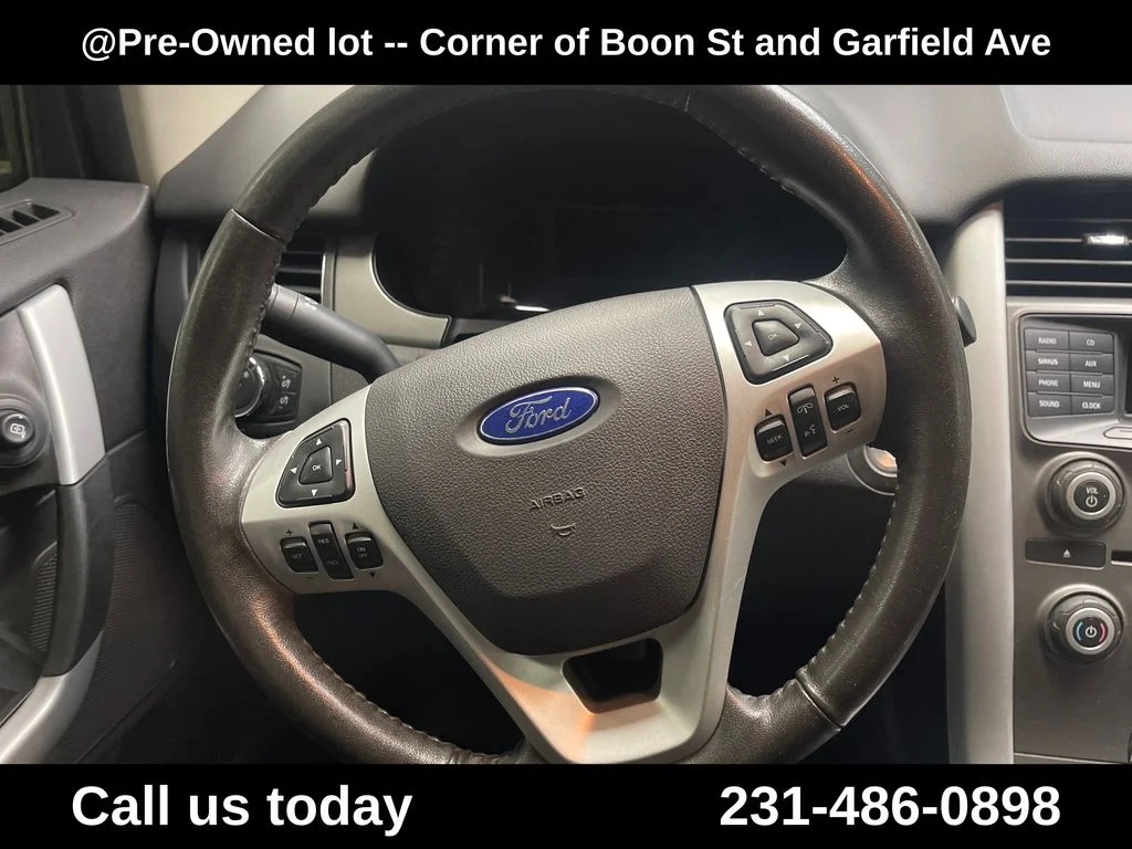 Used 2014 Black Ford SEL image 20