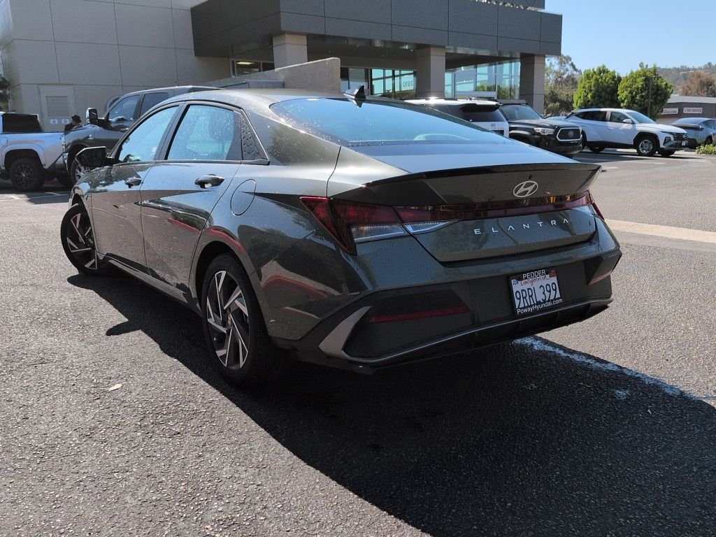 Certified Used 2025 Gray Hyundai SEL Sport image 5