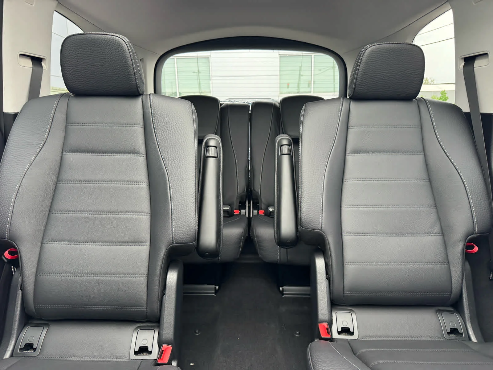 New 2026 Obsidian Black Metallic Mercedes-Benz GLS 450 image 19