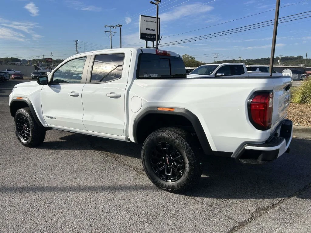 New 2026 Summit White GMC Elevation image 6
