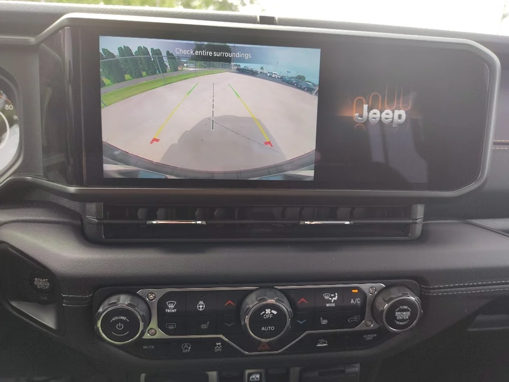 Used 2024 Black Clearcoat Jeep Sahara image 20