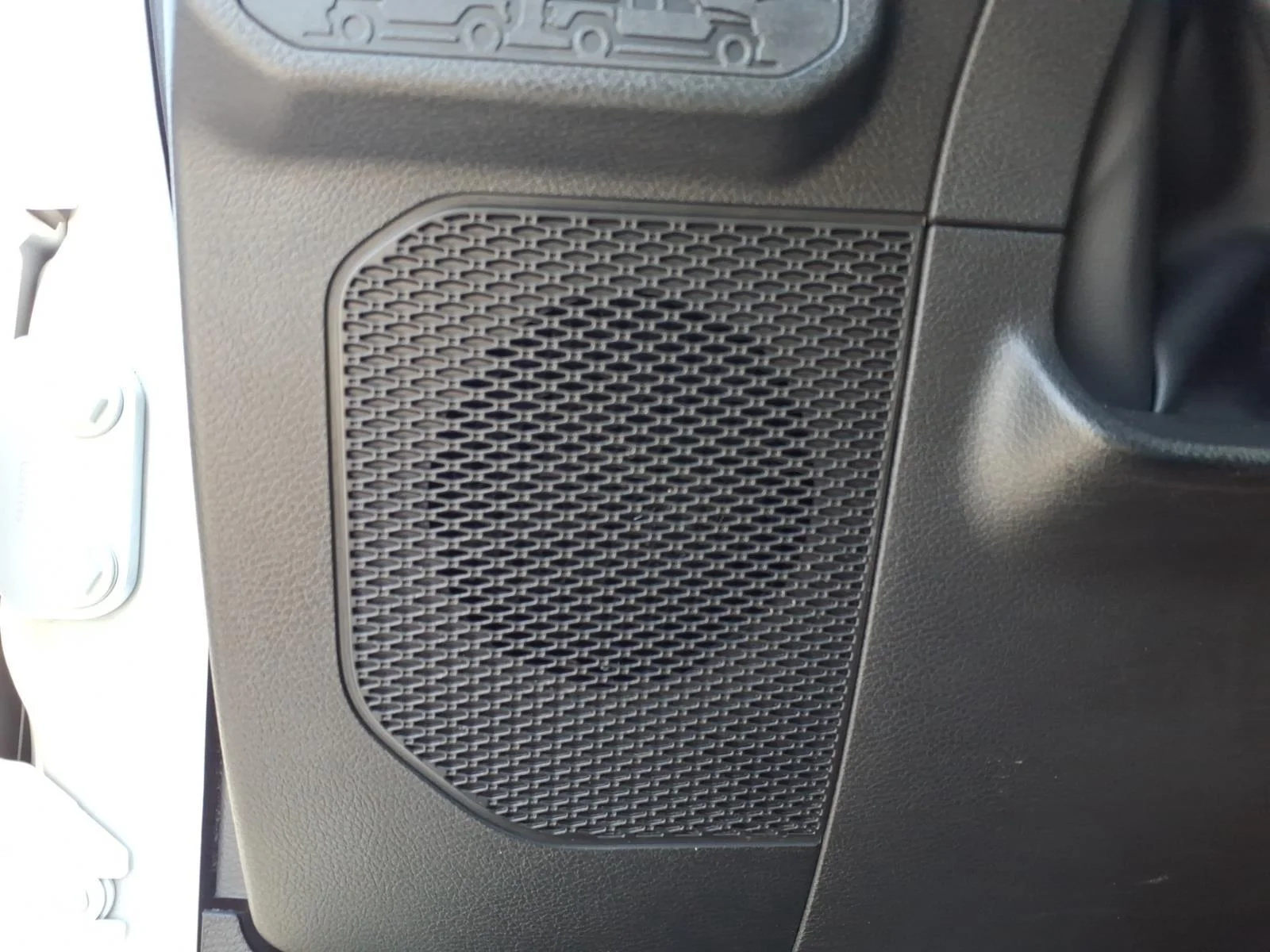 Used 2025 Bright White Clearcoat Jeep Sport image 6