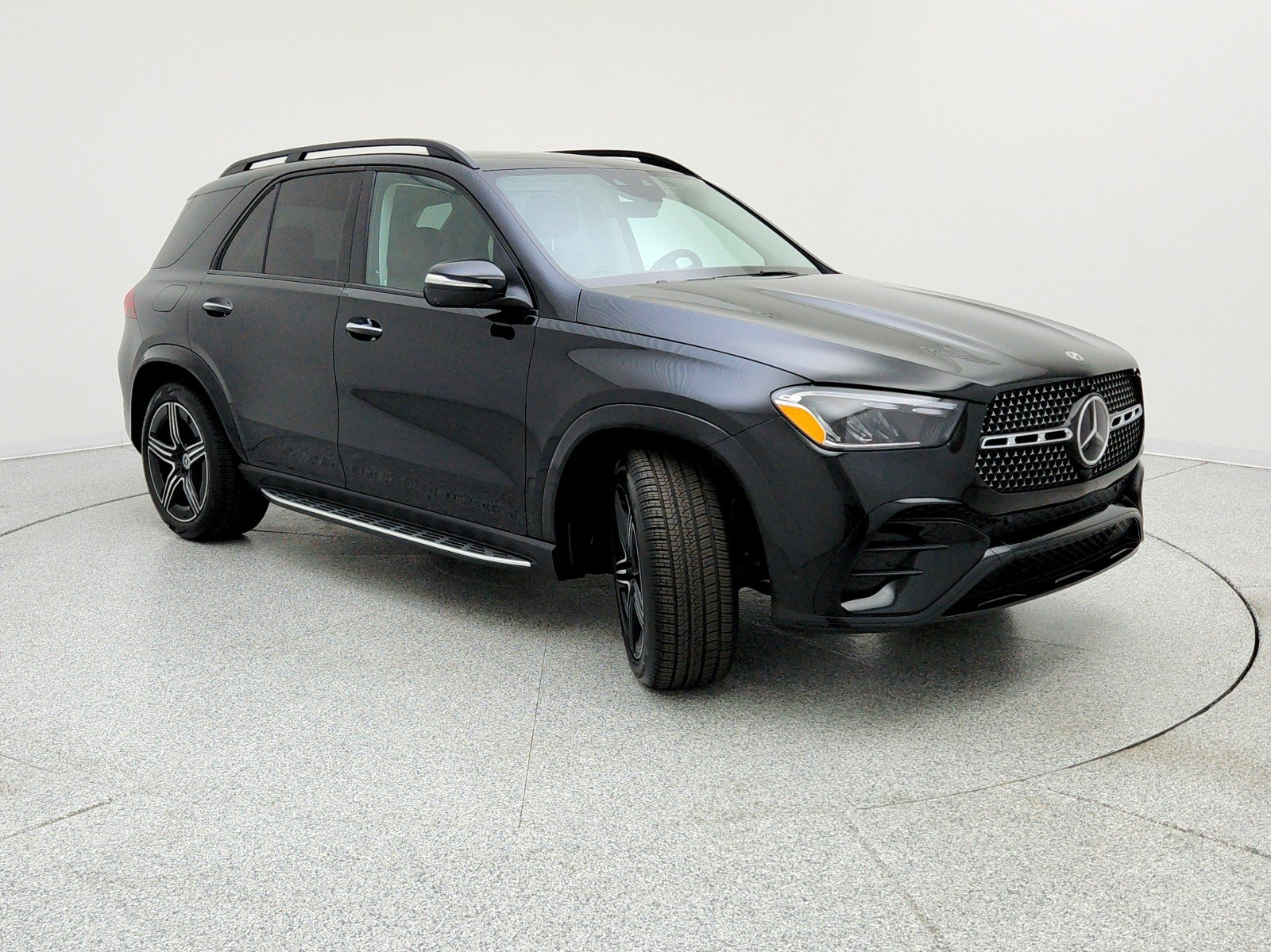 New 2026 Black Mercedes-Benz GLE 450 4MATIC® SUV image 3
