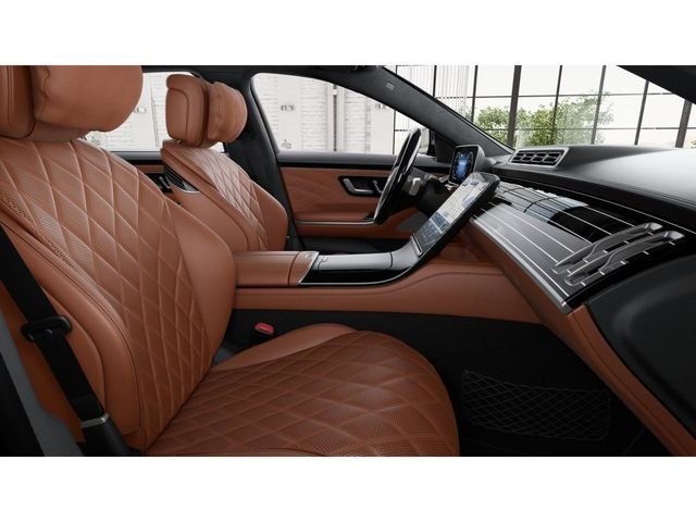 New 2026 Emerald Green Metallic Mercedes-Benz S 580 image 4