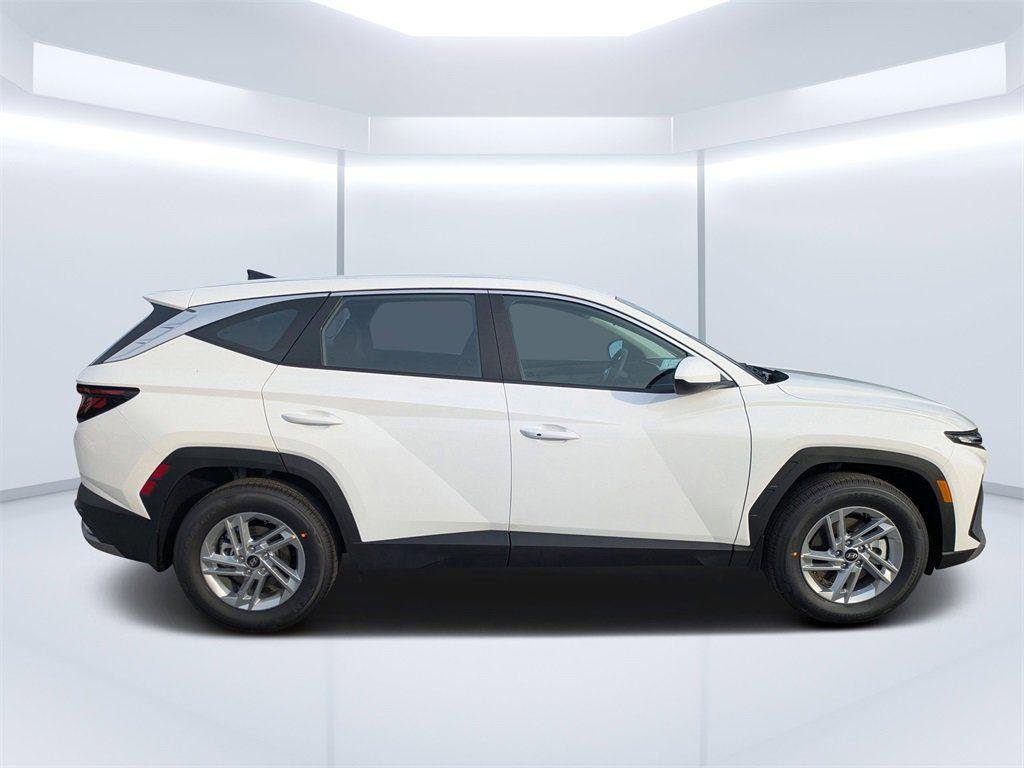 New 2026 White Hyundai SE FWD image 2