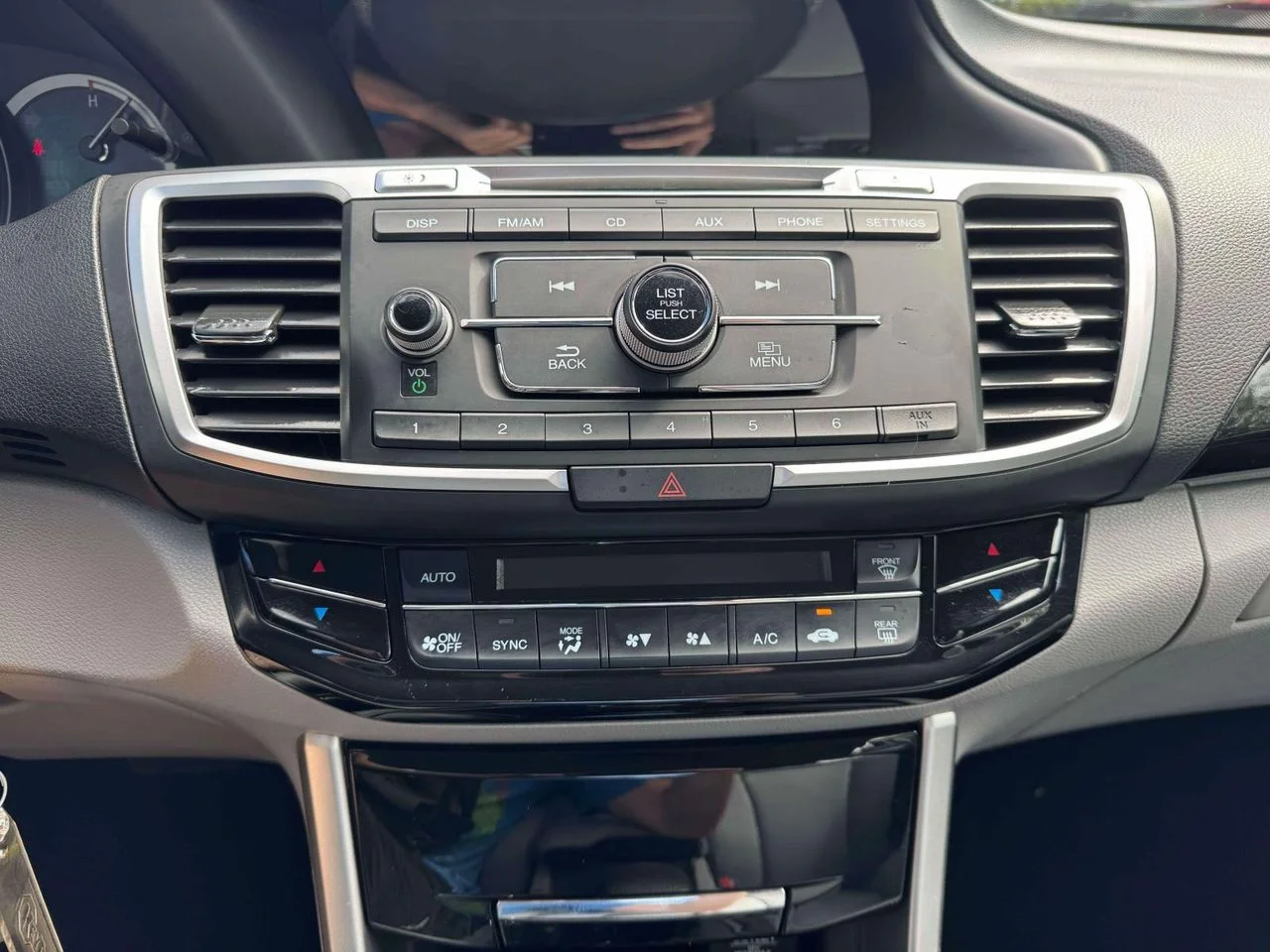 Used 2017 Deep Blue Opal Metallic Honda LX image 32