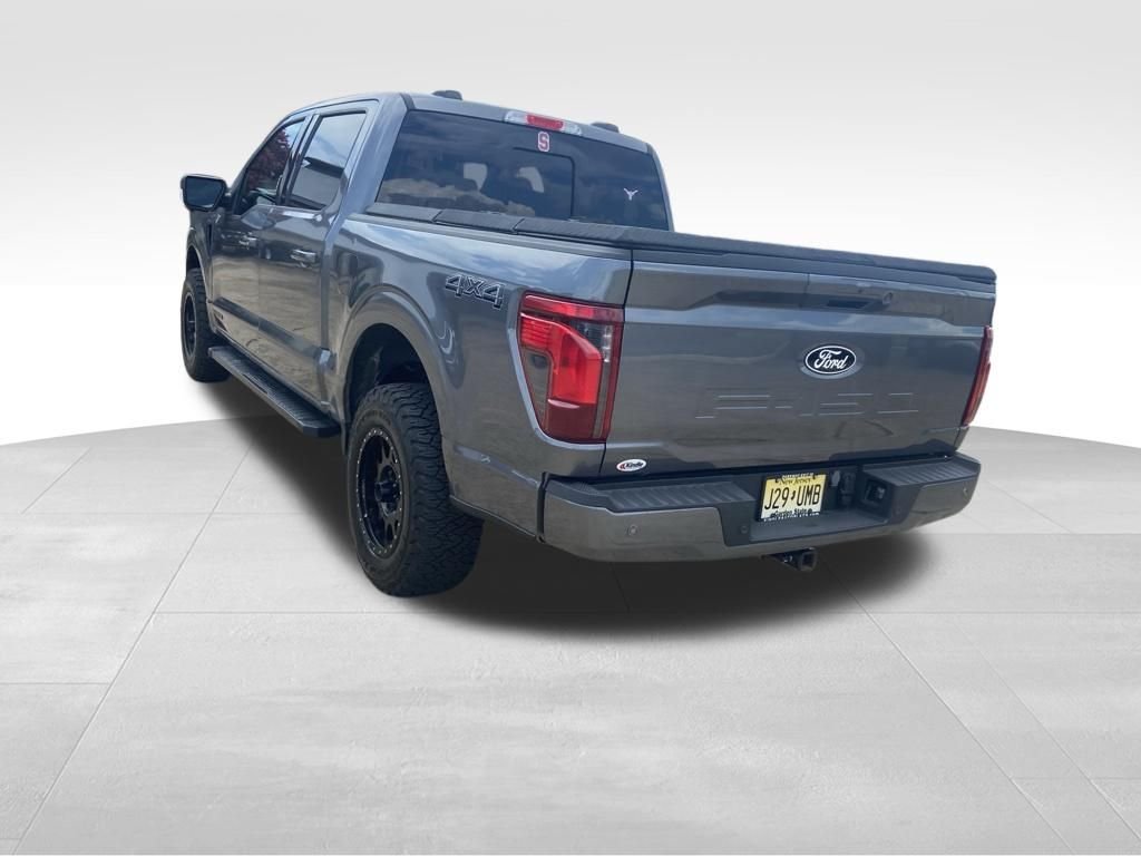 Used 2024 Gray Ford XLT image 24