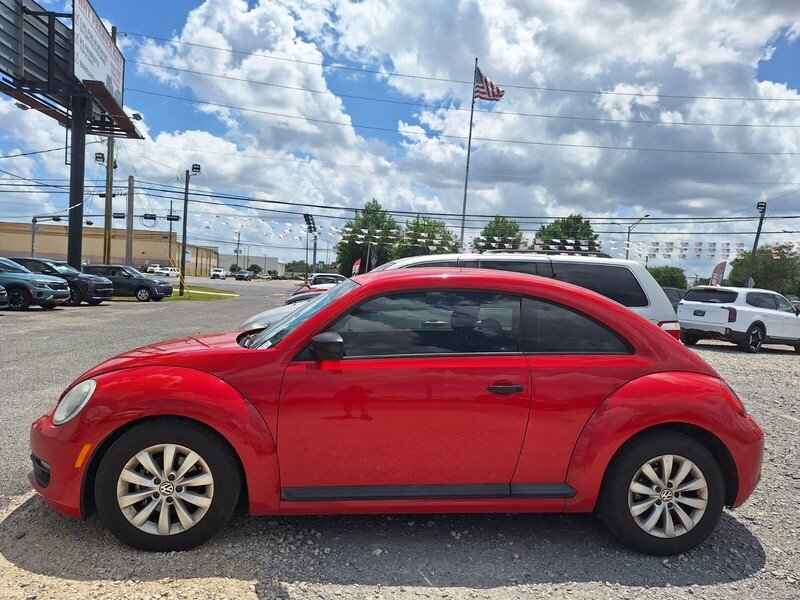 Used 2015 Volkswagen Beetle 1.8 with VIN 3VWF17AT4FM626713 for sale in Kenner, LA