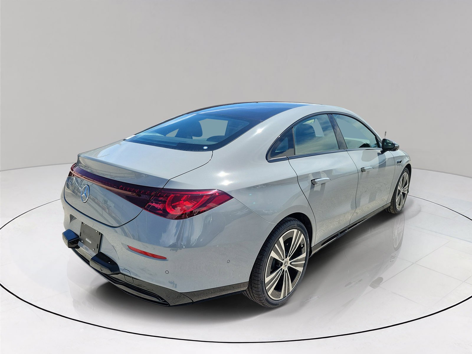 New 2027 MANUFAKTUR Alpine Grey Mercedes-Benz CLA 220 image 34