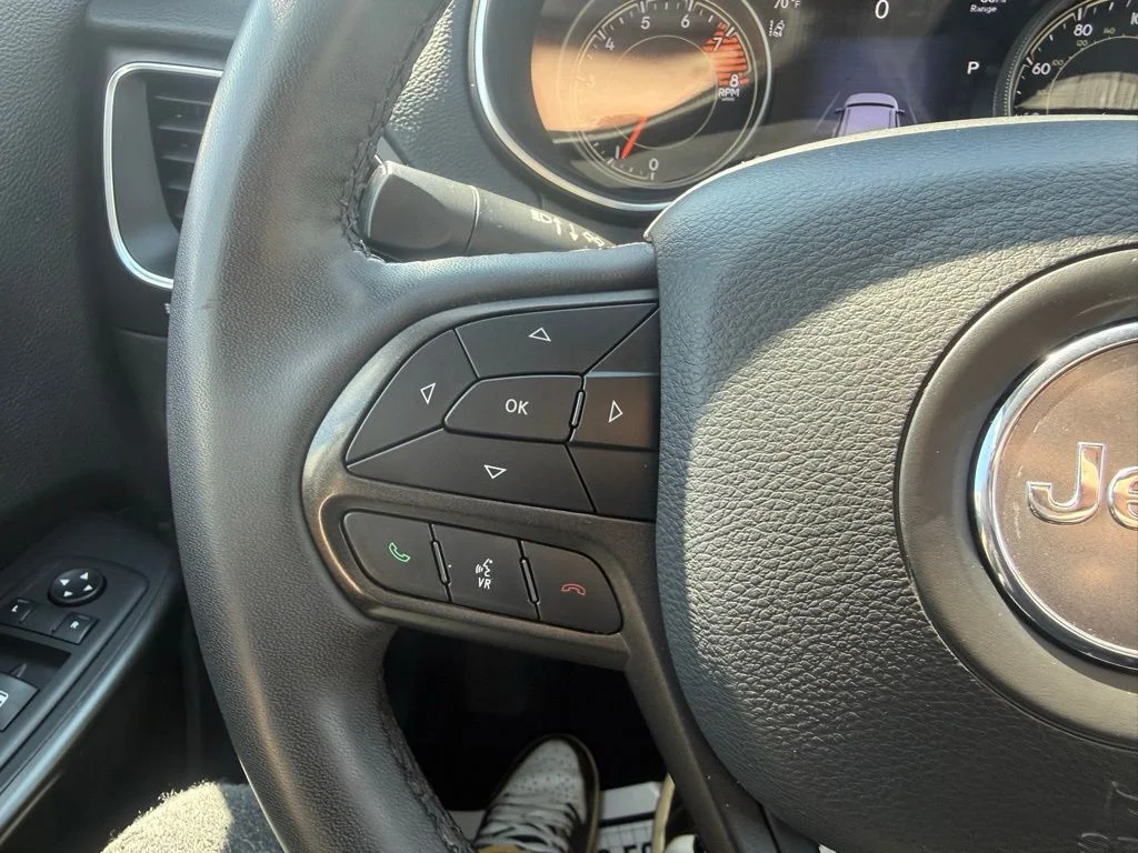 Used 2022 White Jeep Trailhawk image 15