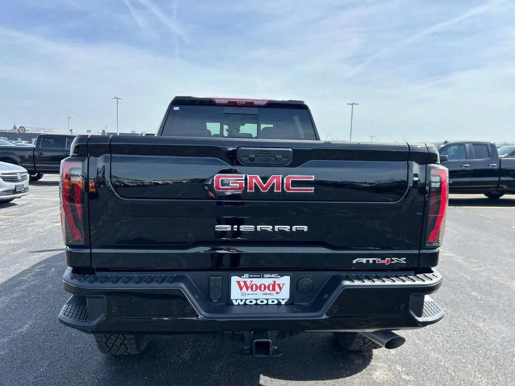 2026 GMC Sierra 2500HD AT4X - Photo 8