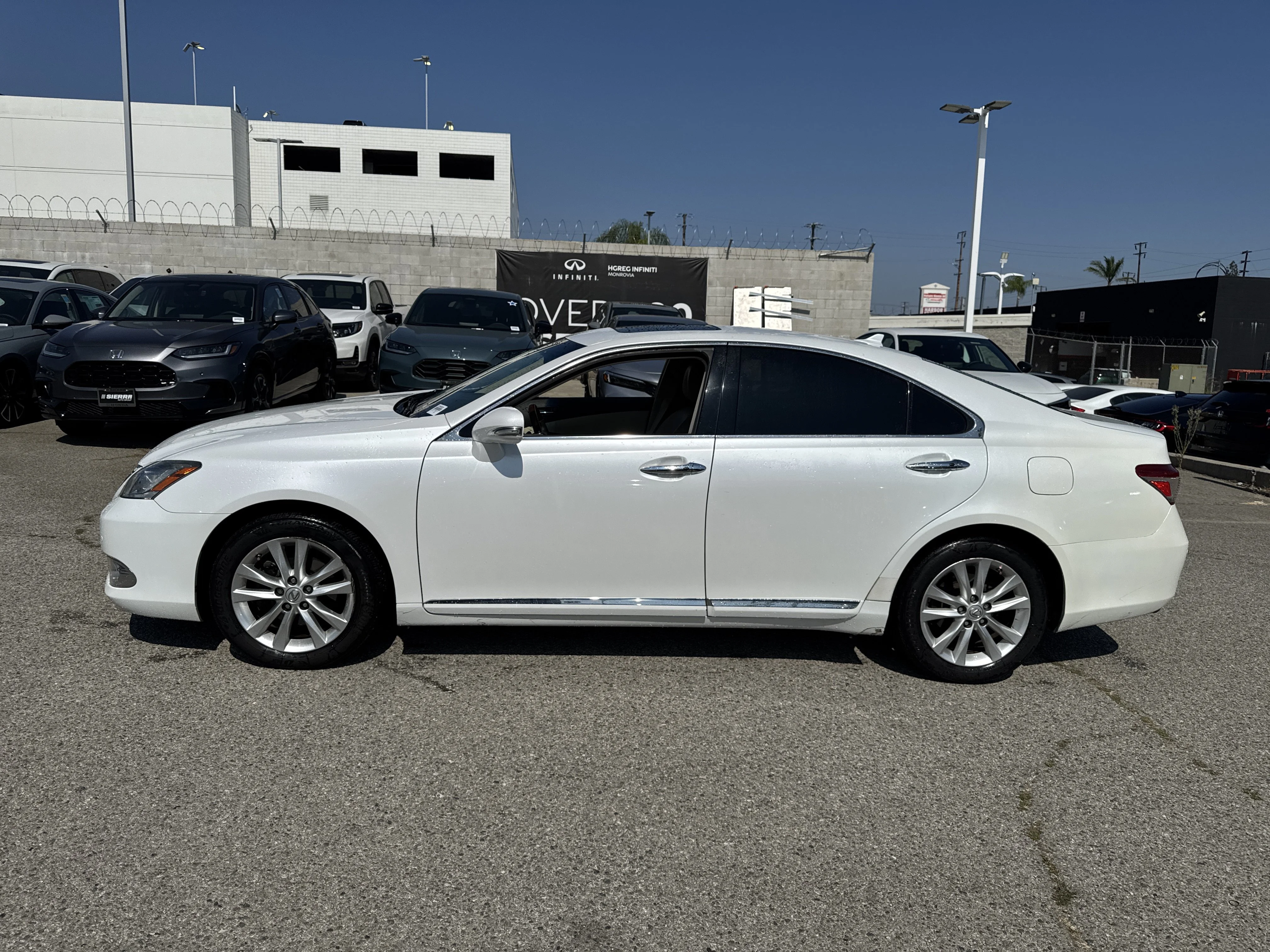 Used 2011 Starfire Pearl Lexus 350 image 6