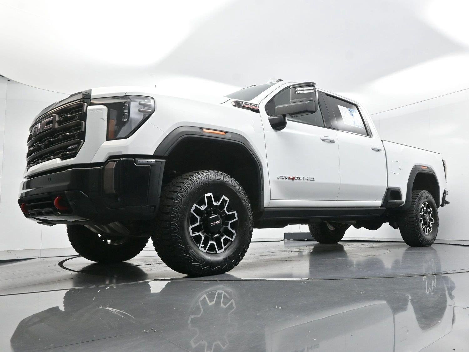 Used 2024 Summit White GMC AT4X image 50