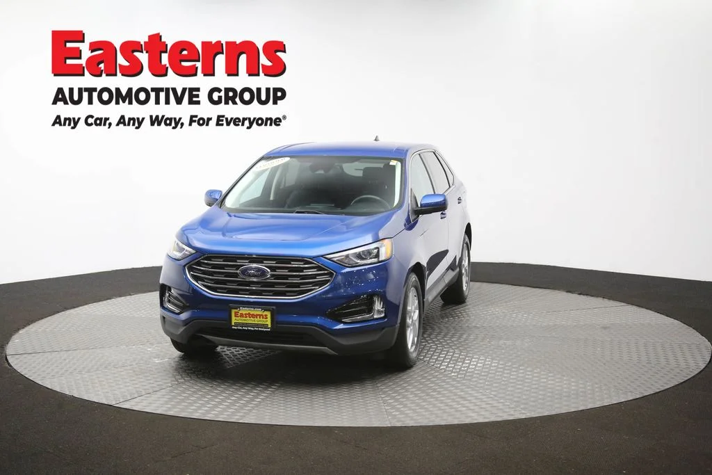 Used 2021 Blue Ford SEL image 52