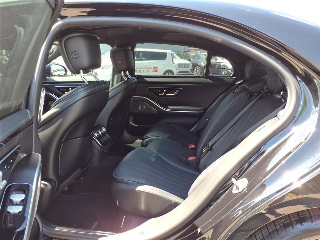 Used 2023 Obsidian Black Metallic Mercedes-Benz S500 image 12