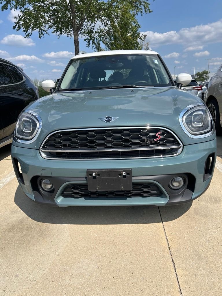 Used 2024 Sage Green Metallic MINI Signature image 8