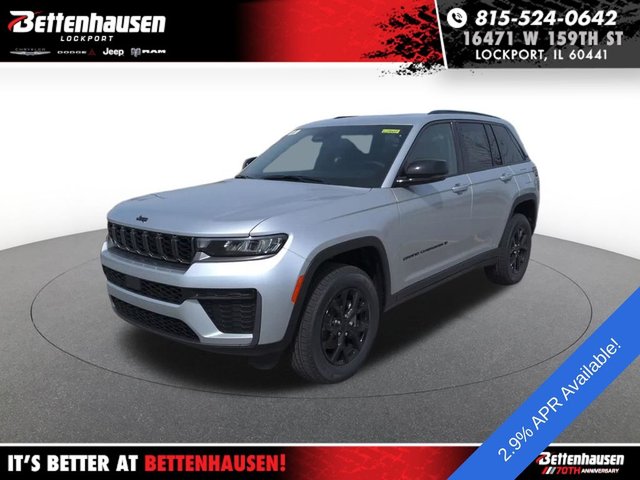 2026 Jeep Grand Cherokee Laredo Altitude