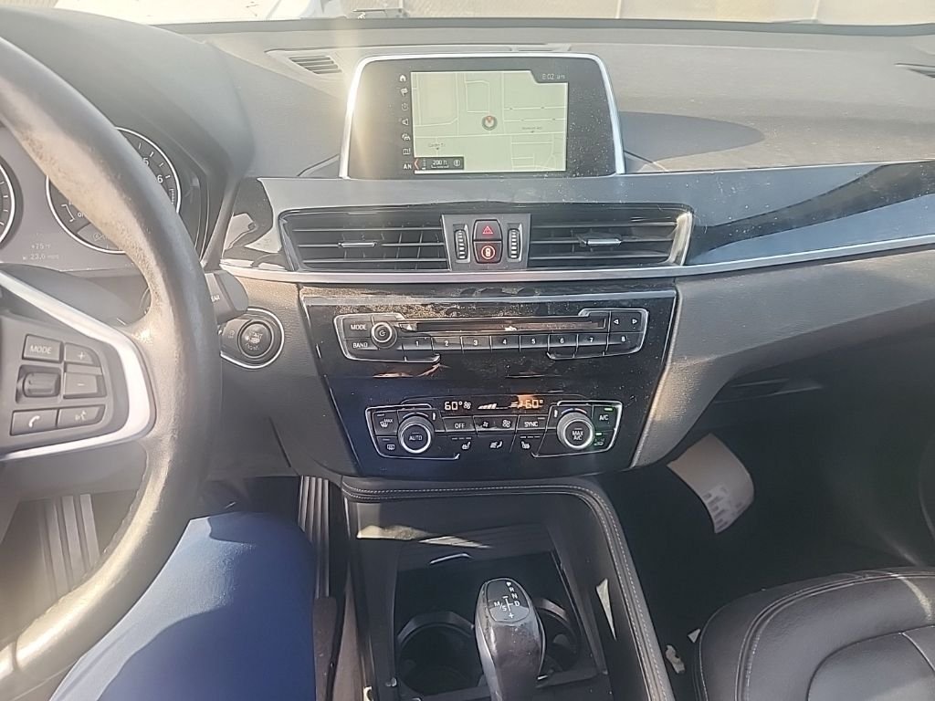 Used 2018 Mineral Gray Metallic BMW sDrive28i image 24