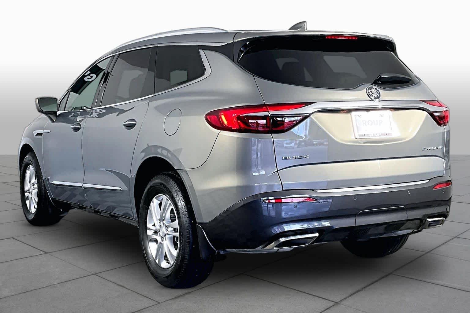 Used 2018 Includes Spectra Gray lower exterior accent color. Buick Essence image 10