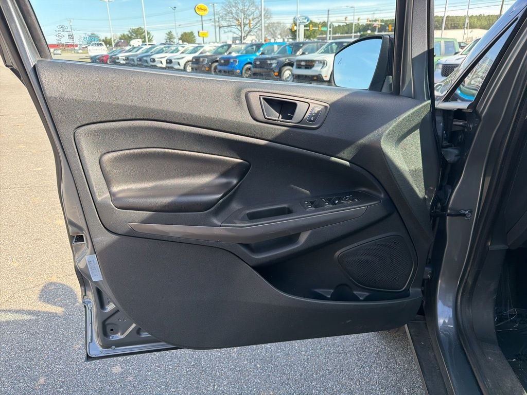 Used 2020 Smoke Metallic Ford SES image 13