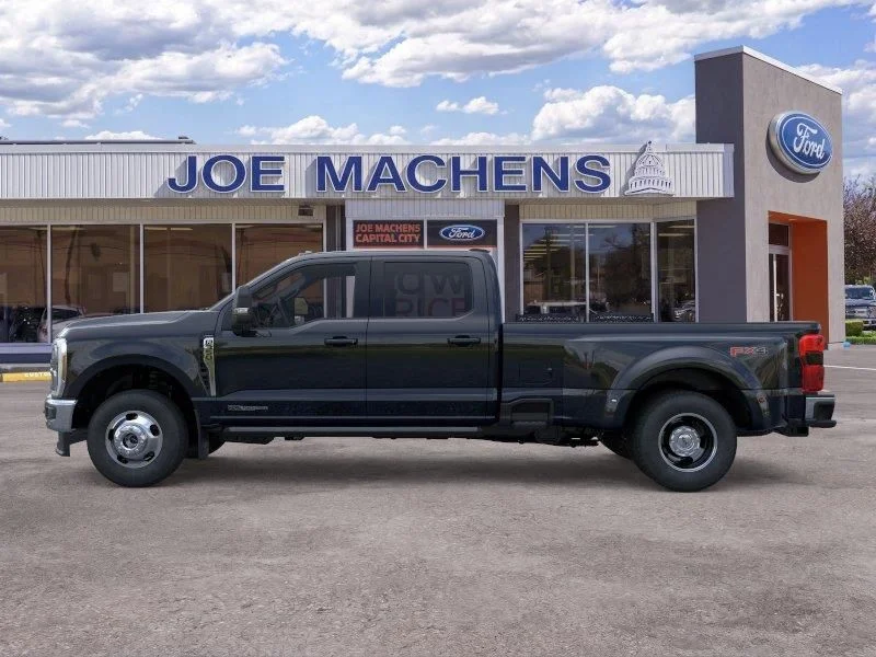 New 2026 Agate Black Metallic Ford F-350® Lariat® image 4
