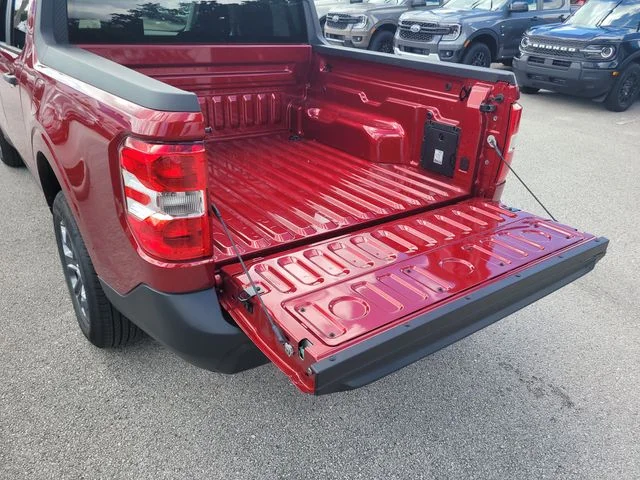 New 2026 Ruby Red Metallic Ford XLT image 8