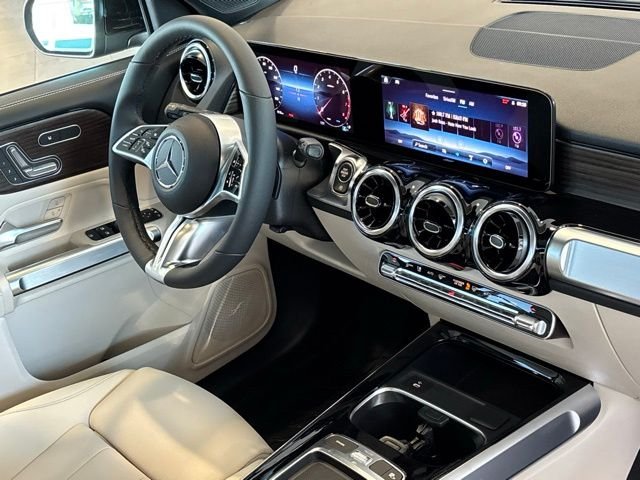 New 2026 Night Black Mercedes-Benz GLB 250 image 26