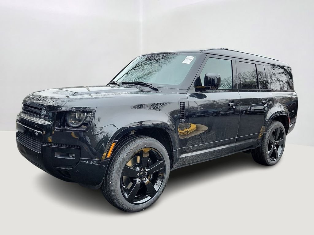 2026 Land Rover Defender 130 V8 P500's photo