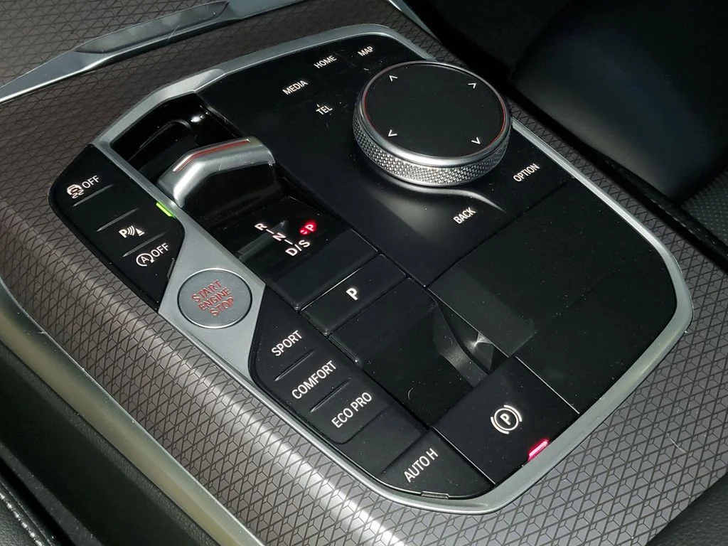 Used 2026 White BMW 330i image 25