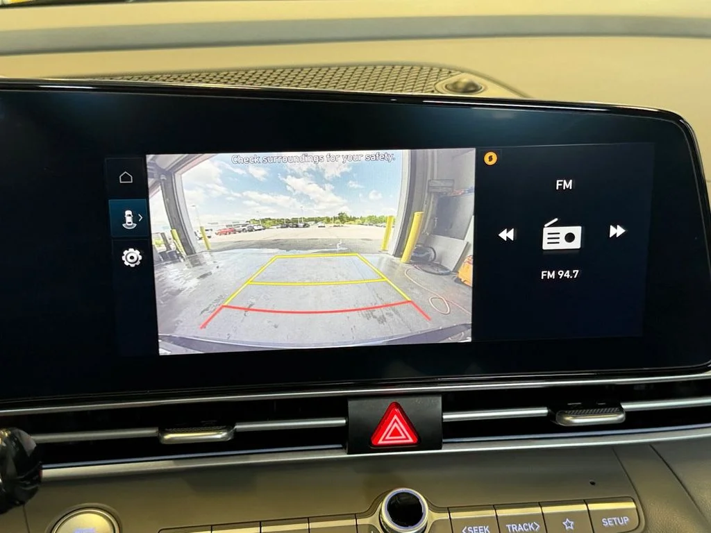 Used 2024 Black Hyundai SEL image 20