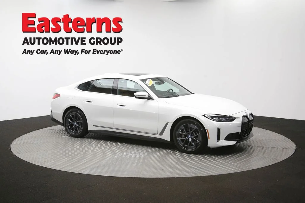 Used 2023 White BMW eDrive35 image 48