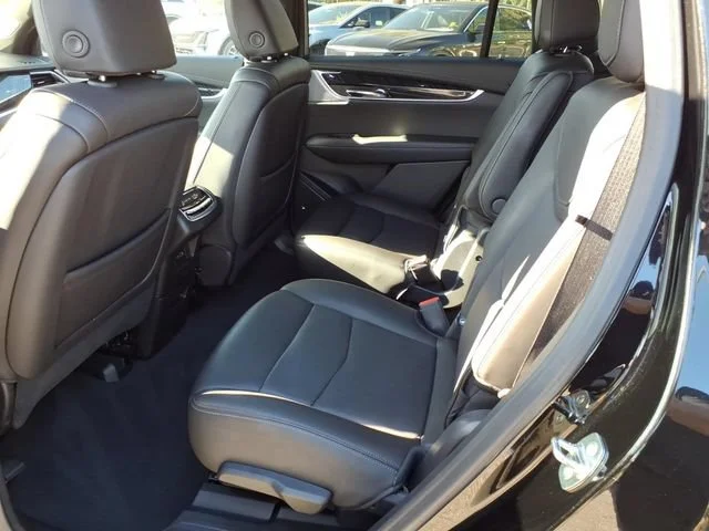 Used 2025 Stellar Black Metallic Cadillac Premium Luxury image 9