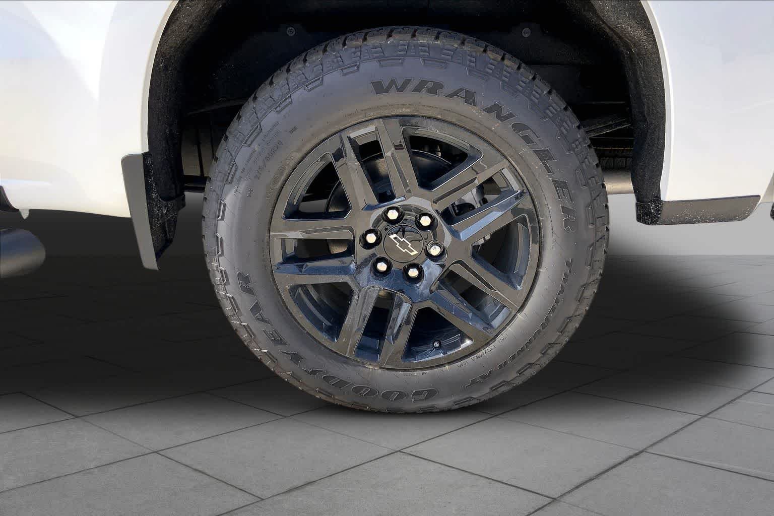 2026 Chevrolet Silverado 1500 RST - Photo 12