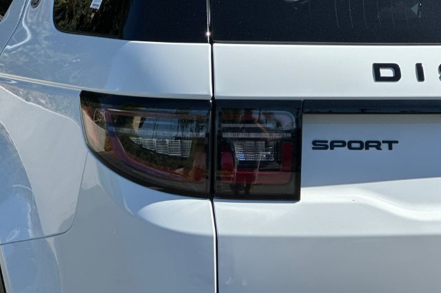 Certified Used 2025 White Land Rover SE image 26
