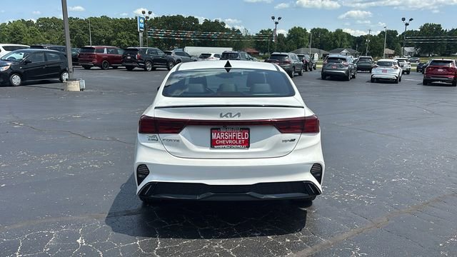 2023 Kia Forte GT-Line - Photo 6