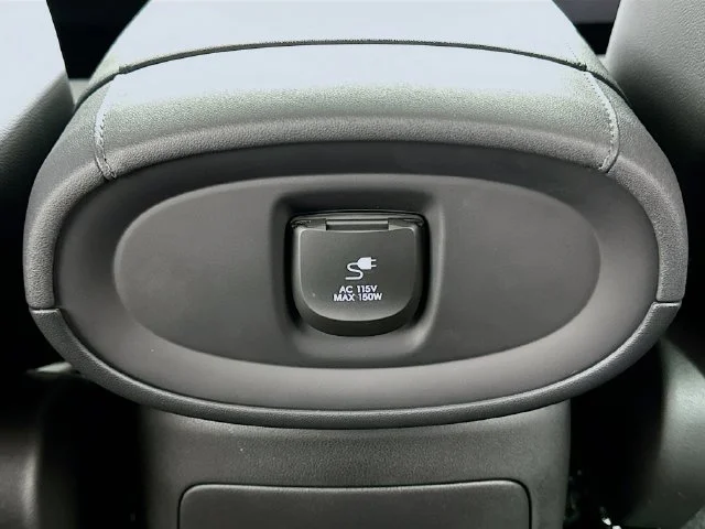 New 2026 Silver Hyundai Limited image 13