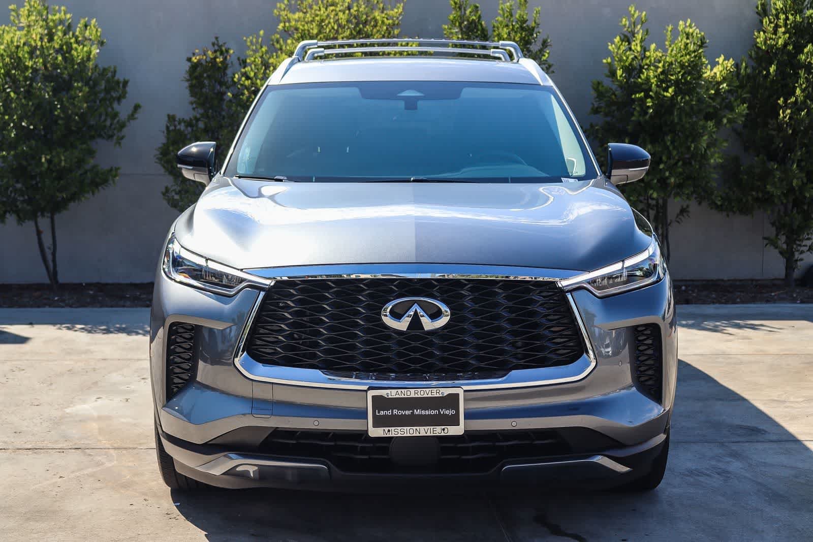 Used 2023 Graphite Shadow INFINITI SENSORY image 2