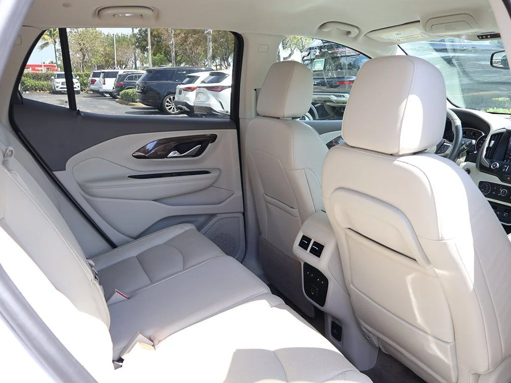 Used 2020 White GMC Denali image 36
