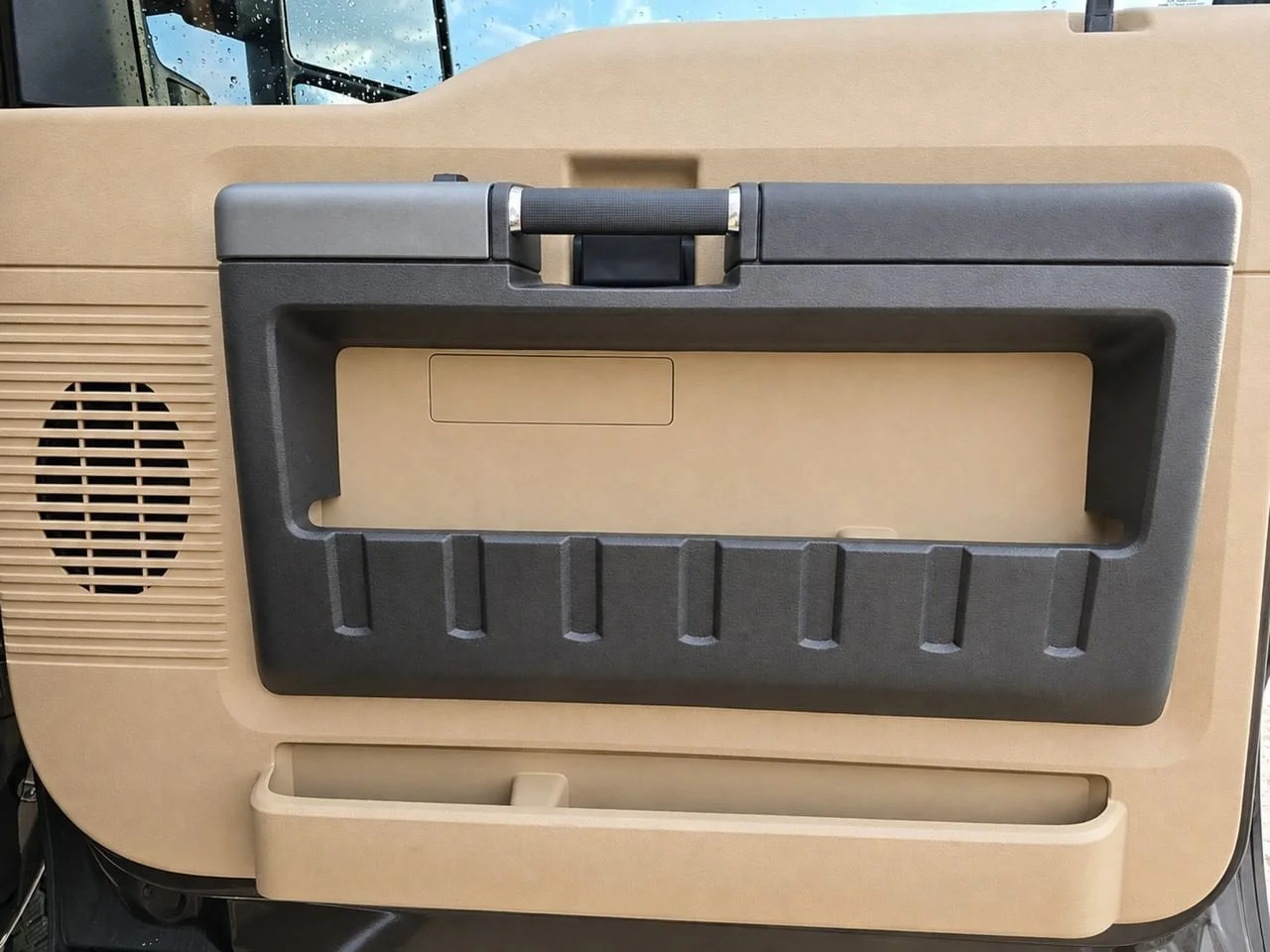 Used 2016 Caribou Ford  image 38