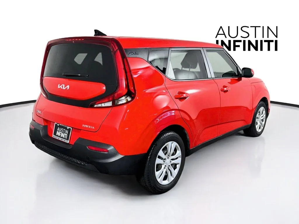 Used 2022 Red Kia LX image 7