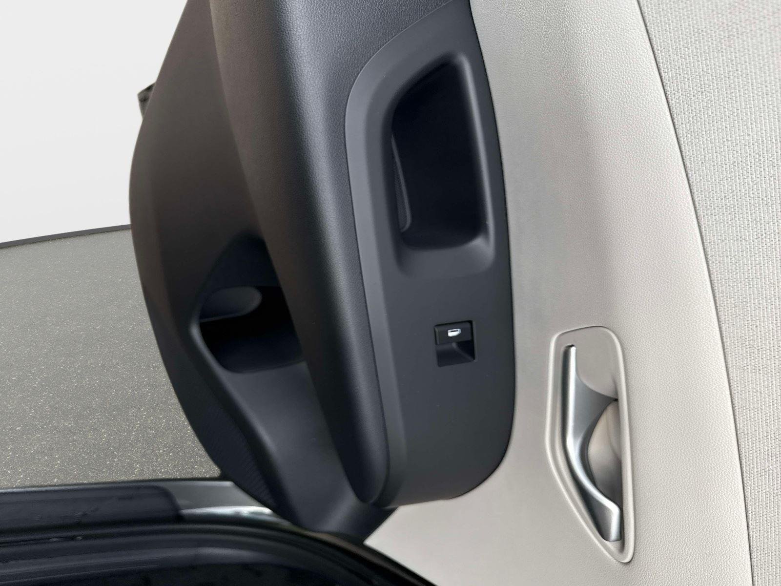2025 Hyundai Tucson SEL Convenience - Photo 12