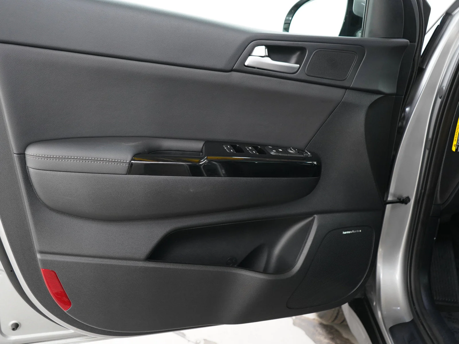 Used 2022 Steel Gray Kia EX AWD Technology Package image 20